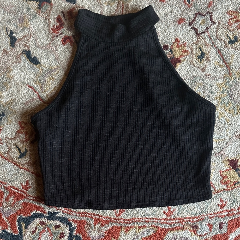 Bozzolo Black Ribbed High Neck Crop Top